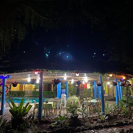 ממבג'או Camiguin Island Golden Sunset Beach Club מראה חיצוני תמונה