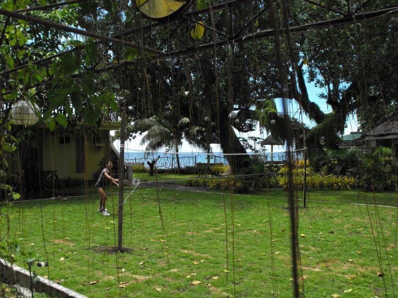ממבג'או Camiguin Island Golden Sunset Beach Club מראה חיצוני תמונה
